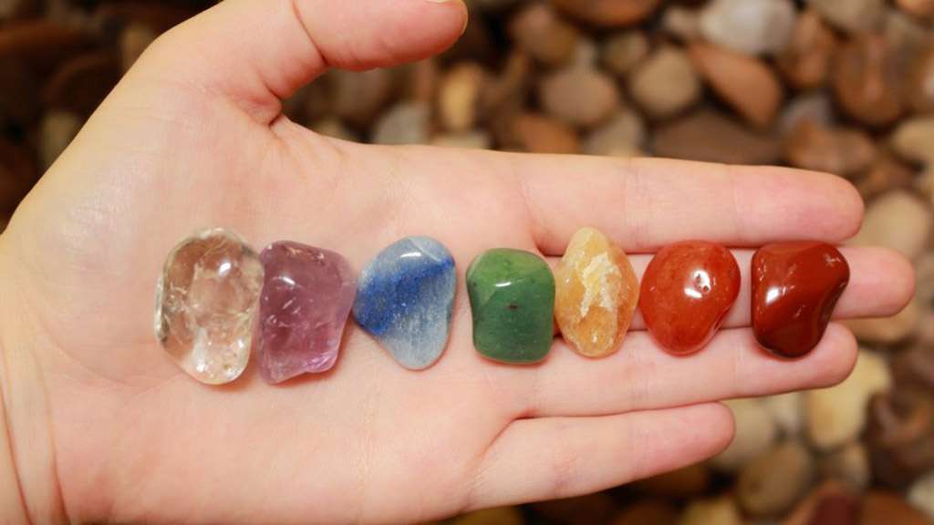 healing chakra crystals